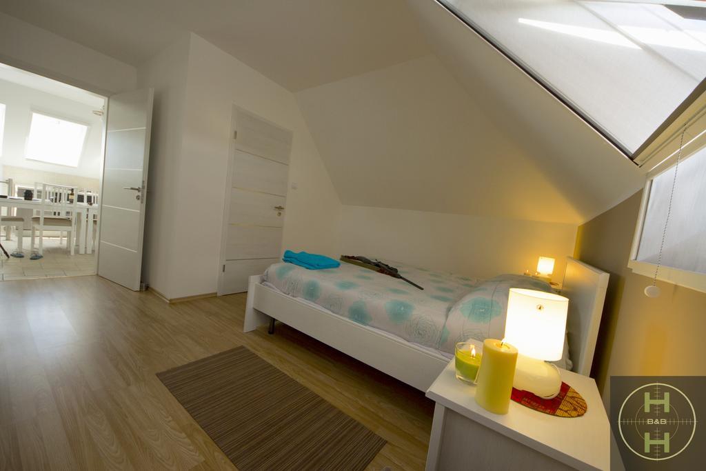 Hunters House Kft Bed And Breakfast Toltestava Quarto foto